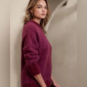 Banana Republic Soft Knit Sweater Medium | Cozy Neutral Layer